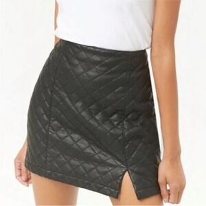 Forever 21 Quilted Black Mini Skirt
